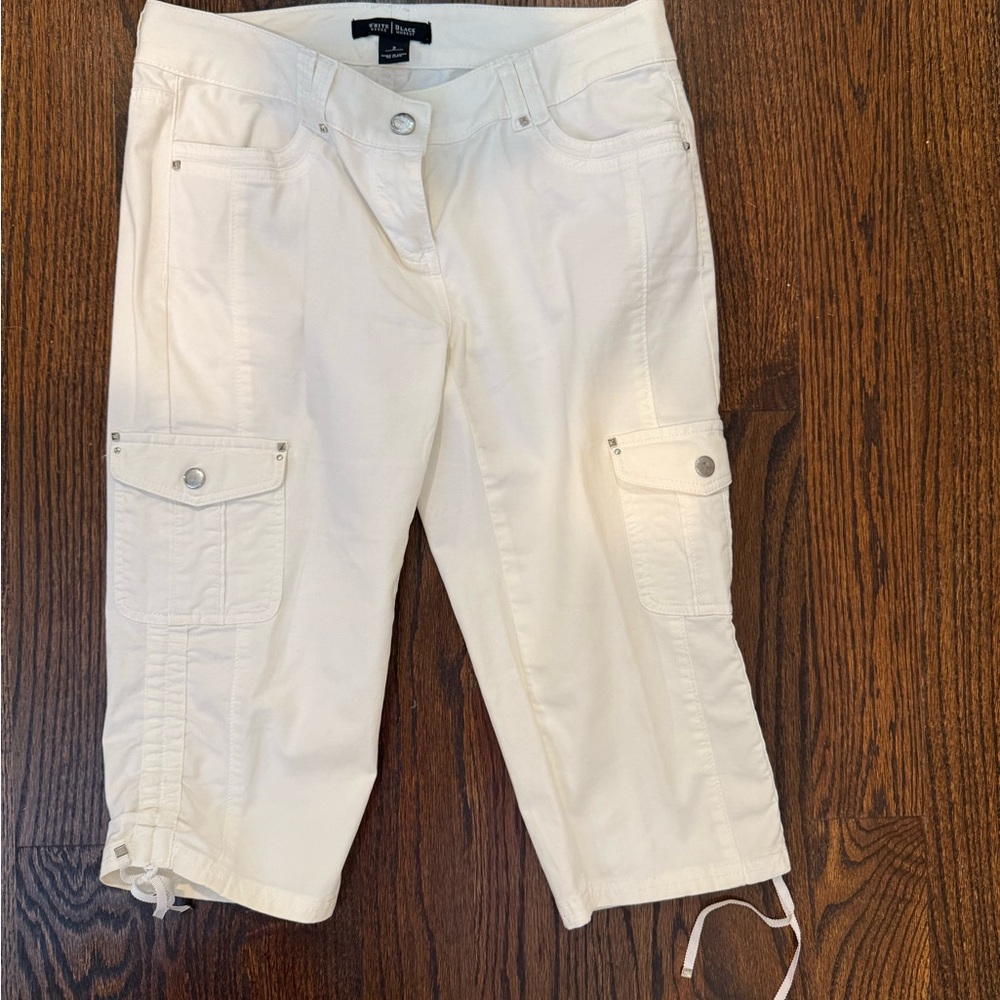 White House Black Market Cream Cropped Pants